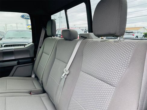 Used 2020 Ford F150 XLT w/ Equipment Group 302A Luxury AWD/4WD image 27