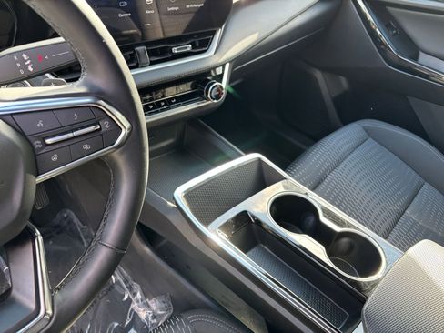 Used 2025 Chevrolet Equinox LT image 51