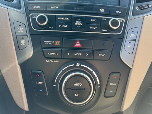 Used 2017 Hyundai Santa Fe Sport w/ 2.4L Tech Package 04 image 30