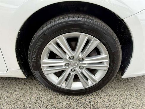 Used 2015 Lexus ES 350 w/ Premium Package image 15