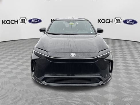 Used 2024 Toyota bZ4X XLE w/ Weather Package image 2