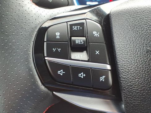 Certified 2025 Ford Explorer ST-Line w/ Premium Package AWD/4WD image 13