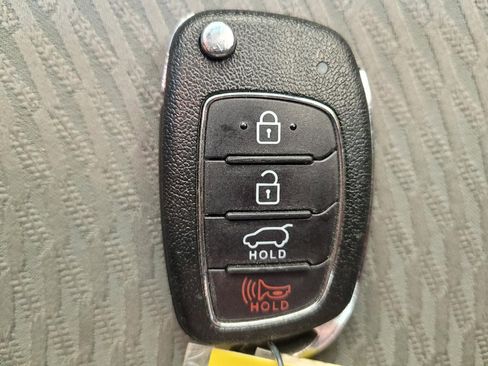Used 2018 Hyundai Santa Fe Sport AWD/4WD image 32