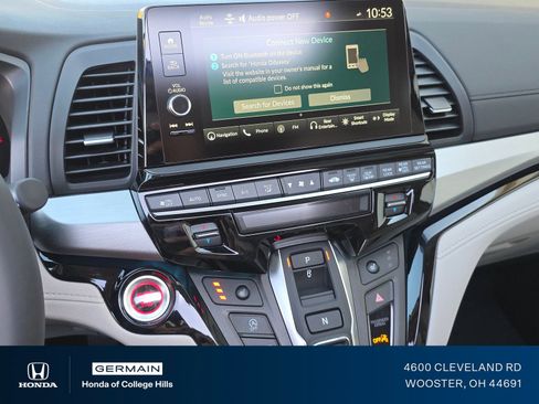 New 2026 Honda Odyssey Touring image 11