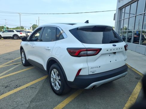 Used 2023 Ford Escape Active AWD/4WD image 4