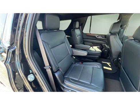 Certified 2025 GMC Yukon Denali AWD/4WD image 31