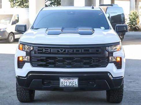 Used 2025 Chevrolet Silverado 1500 Custom Trail Boss w/ Dark Appearance Package image 2