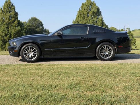 Used 2014 Ford Mustang Coupe w/ Equipment Group 102A RWD image 3