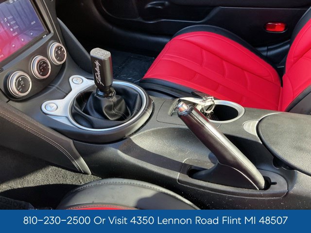 Used 2013 Nissan 370Z Coupe w/ Sport Pkg RWD image 27