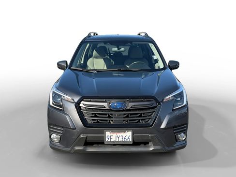 Certified 2023 Subaru Forester Limited image 8