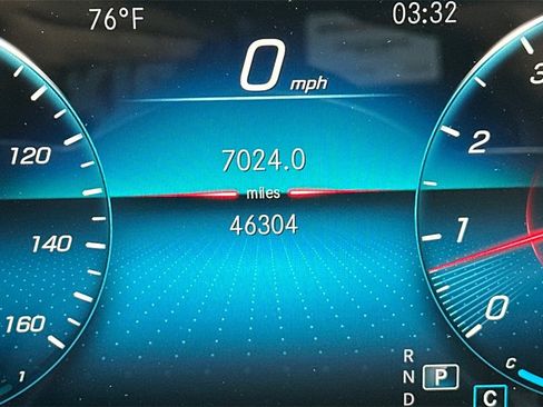 Used 2020 Mercedes-Benz GLB 250 GLB 250 image 25