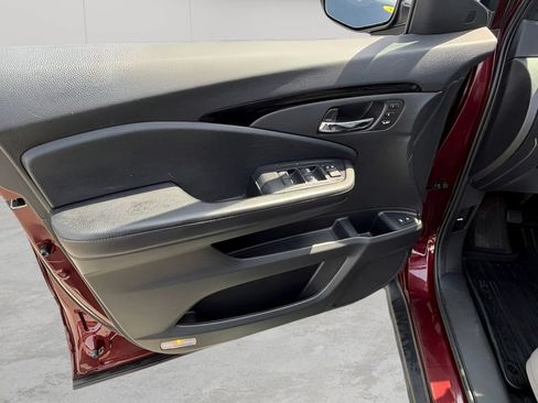 Used 2019 Honda Passport Touring image 18
