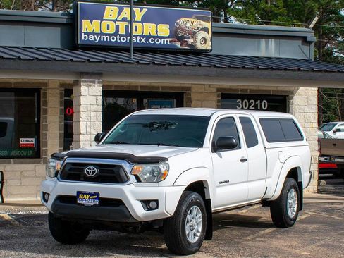 Used 2013 Toyota Tacoma PreRunner image 1