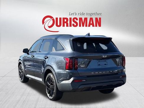 Used 2021 Kia Sorento S w/ Panoramic Sunroof Package image 4