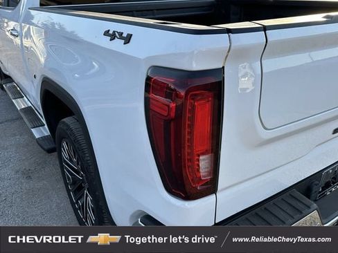 Used 2021 GMC Sierra 1500 SLT AWD/4WD image 7