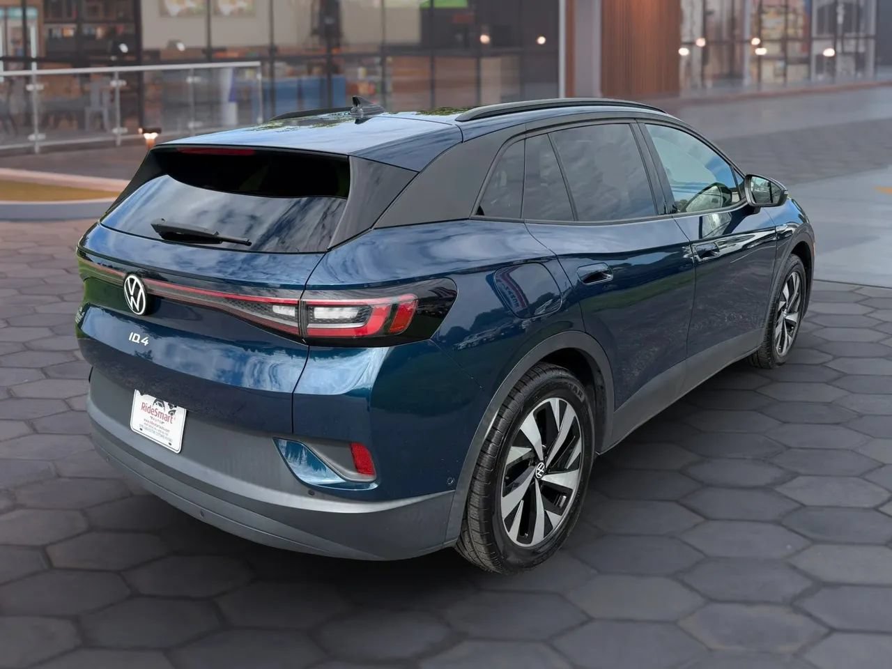 Used 2023 Volkswagen ID.4 Pro RWD image 8