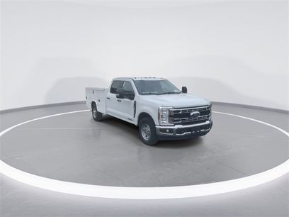 New 2025 Ford F350 XL w/ XL Chrome Package