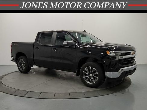 Used 2024 Chevrolet Silverado 1500 LT AWD/4WD image 1