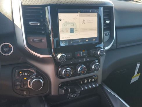 New 2026 RAM 1500 4x4 Crew Cab image 25