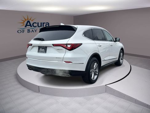 Used 2023 Acura MDX SH-AWD image 2