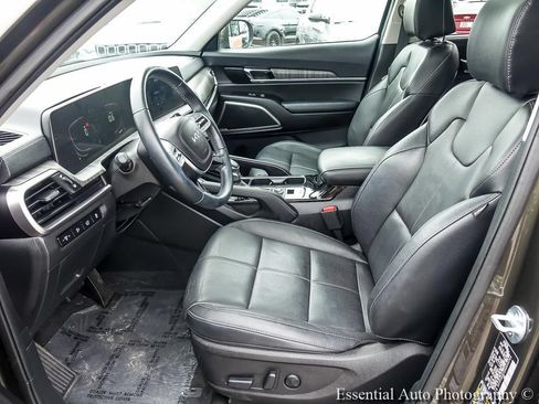 Used 2024 Kia Telluride EX AWD/4WD image 10
