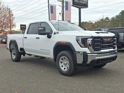 New 2026 GMC Sierra 2500 Pro w/ Convenience Package