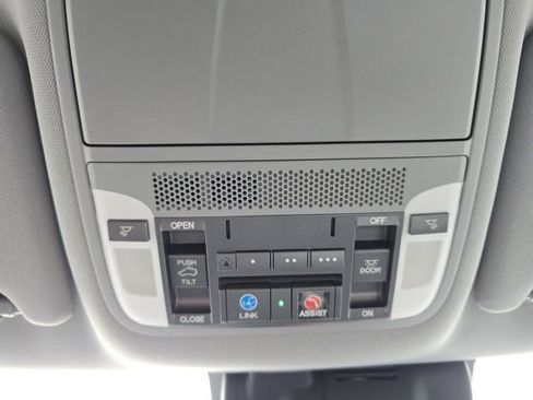 Used 2017 Acura MDX SH-AWD w/ Technology Package image 21