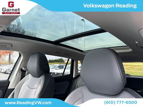 New 2025 Volkswagen Tiguan SE image 11