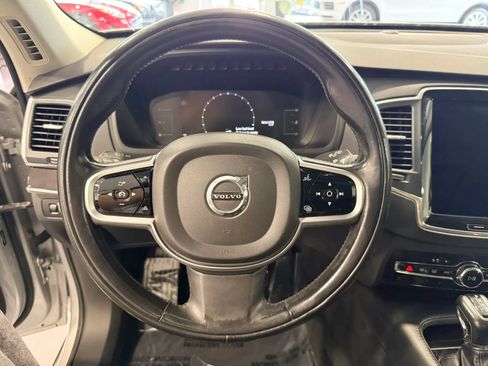 Used 2019 Volvo XC90 T5 Momentum FWD image 28