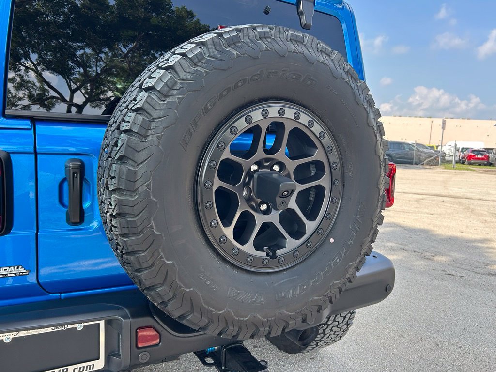 Used 2021 Jeep Wrangler Unlimited Rubicon w/ Xtreme Recon 35" Tire Package AWD/4WD image 42