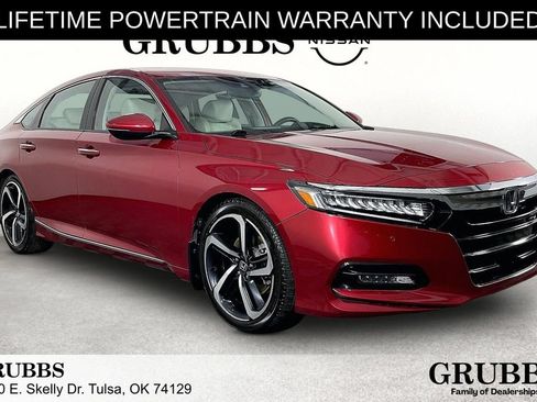 Used 2018 Honda Accord Touring image 1