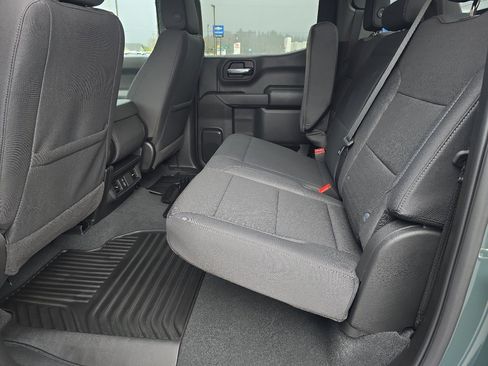 Used 2026 Chevrolet Silverado 1500 Custom Trail Boss AWD/4WD image 15
