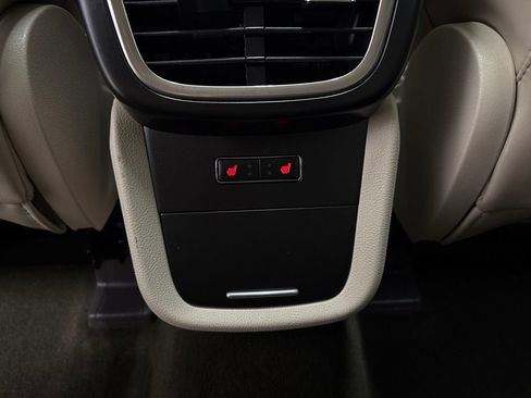 Used 2019 Lincoln Nautilus Select AWD/4WD image 30