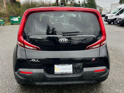 Used 2021 Kia Soul S FWD image 6