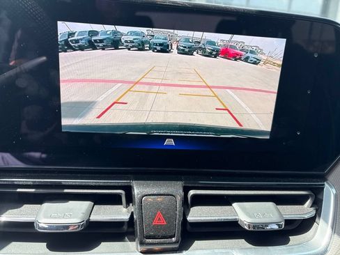 Used 2025 Chevrolet TrailBlazer ACTIV w/ Convenience Package FWD image 12