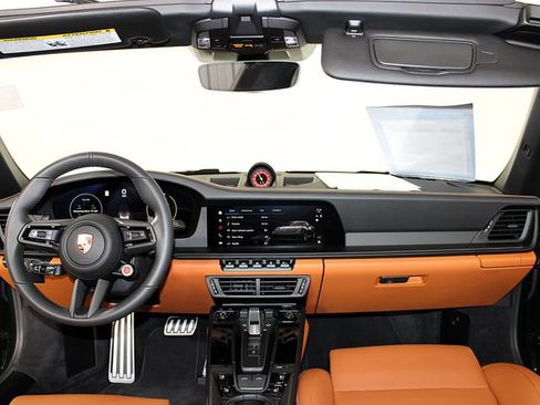 Certified 2026 Porsche 911 Targa 4 GTS AWD/4WD image 14