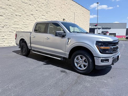 Used 2025 Ford F150 XLT w/ Equipment Group 301A Standard AWD/4WD image 7