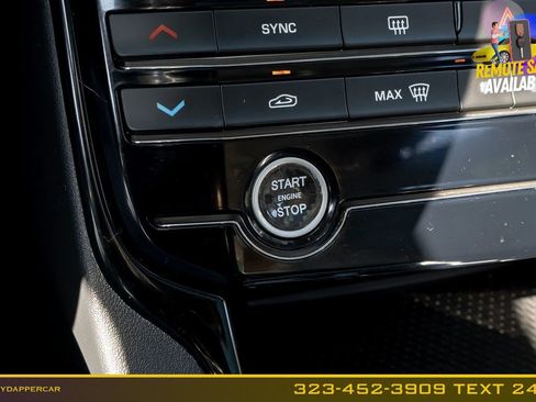 Used 2018 Jaguar XE RWD image 26