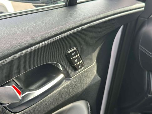 Used 2023 Hyundai Santa Fe Limited image 17