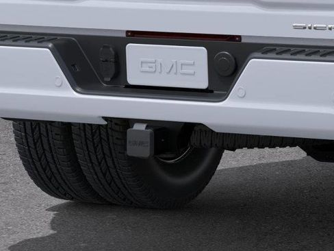 New 2026 GMC Sierra 3500 Denali Ultimate AWD/4WD image 30