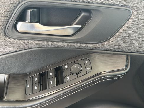 Certified 2021 Nissan Rogue SV AWD/4WD image 22