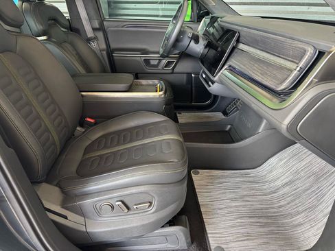 Used 2024 Rivian R1S Adventure AWD/4WD image 18