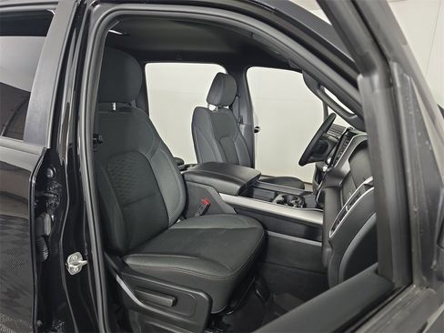 Used 2025 RAM 1500 Big Horn image 22
