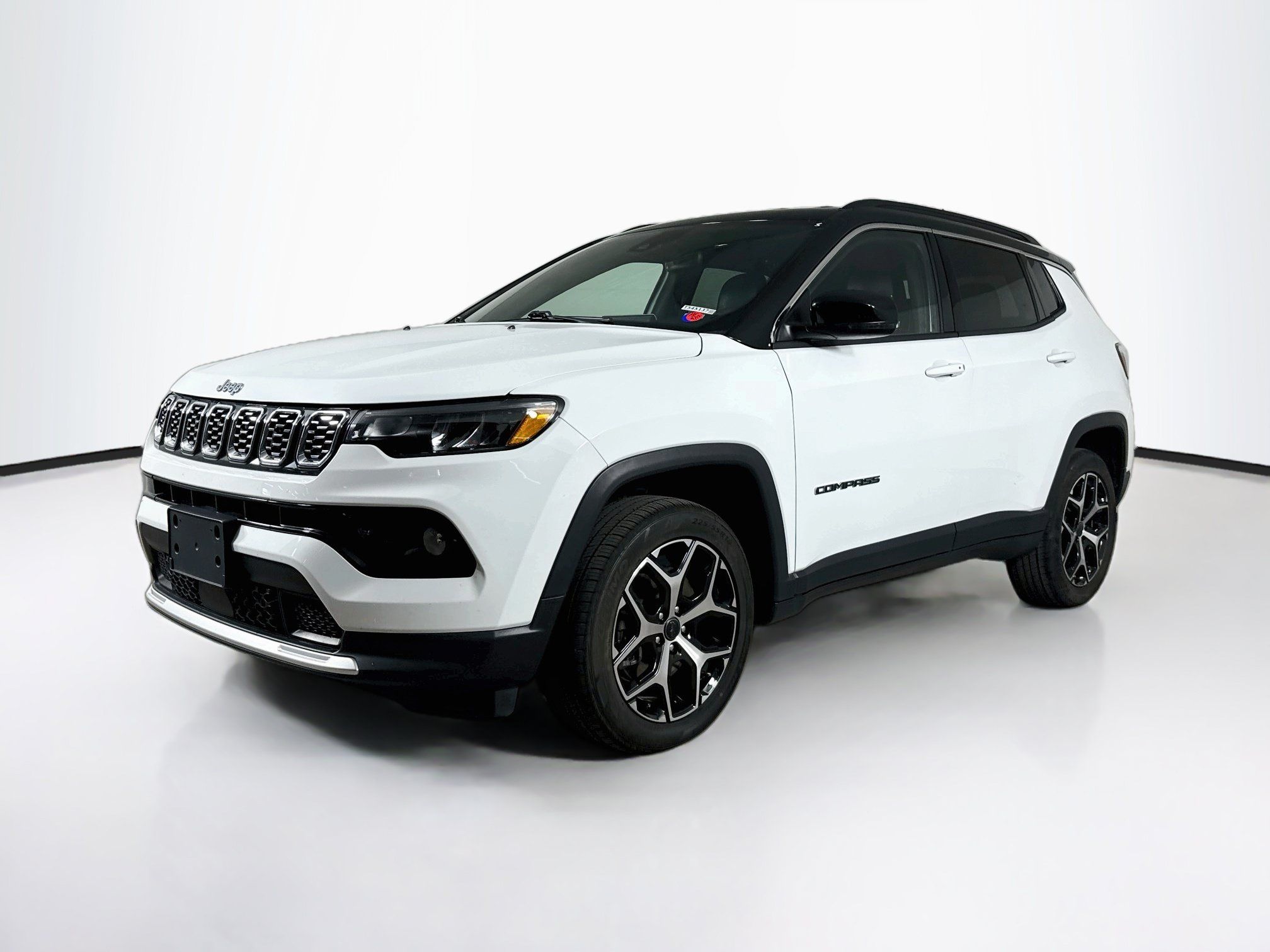 Used 2025 Jeep Compass Limited AWD/4WD image 4