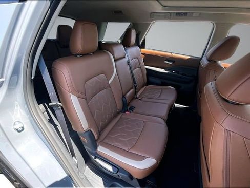 New 2026 Nissan Pathfinder Platinum w/ Accent Package FWD image 10