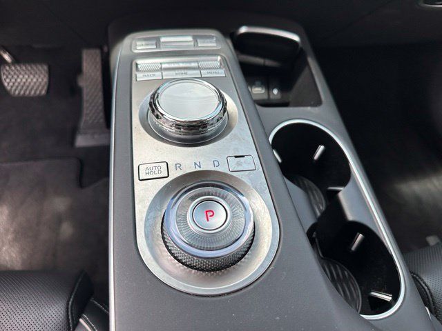Used 2025 Genesis GV70 2.5T w/ Advanced Package AWD/4WD image 23