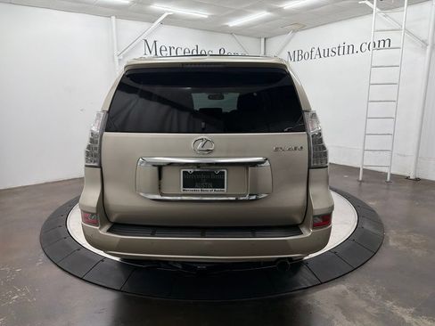 Used 2016 Lexus GX 460 w/ Premium Package AWD/4WD image 6