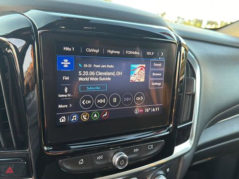 Used 2022 Chevrolet Traverse Premier w/ Redline Edition FWD image 24