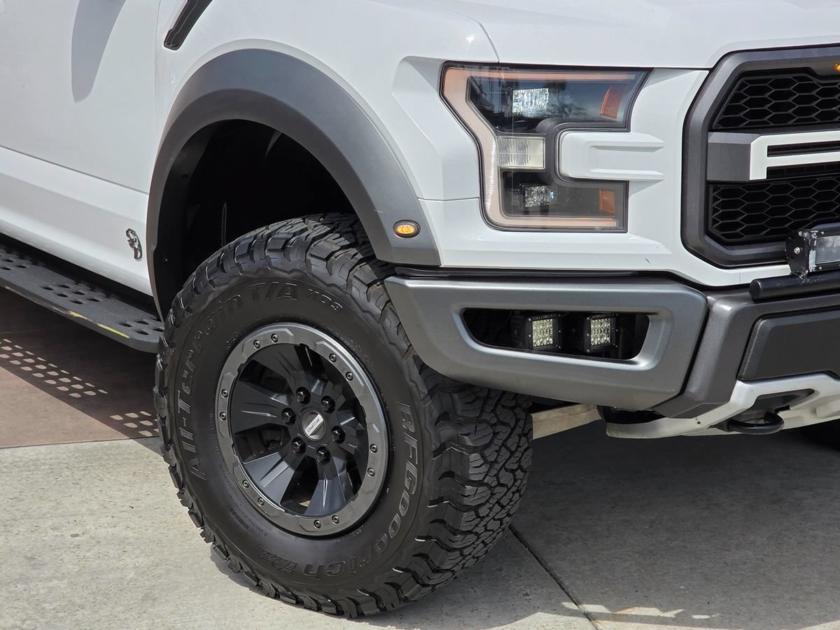 Used 2020 Ford F150 Raptor w/ Equipment Group 802A Luxury AWD/4WD image 4
