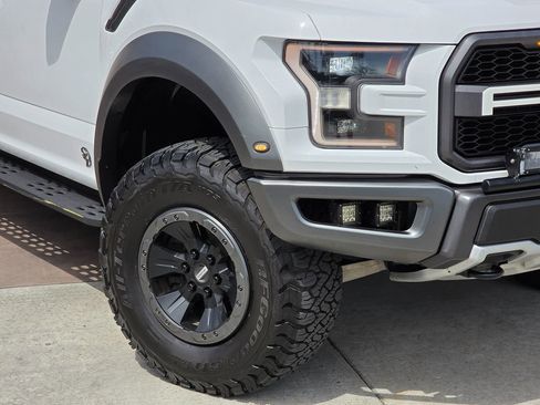 Used 2020 Ford F150 Raptor w/ Equipment Group 802A Luxury AWD/4WD image 4